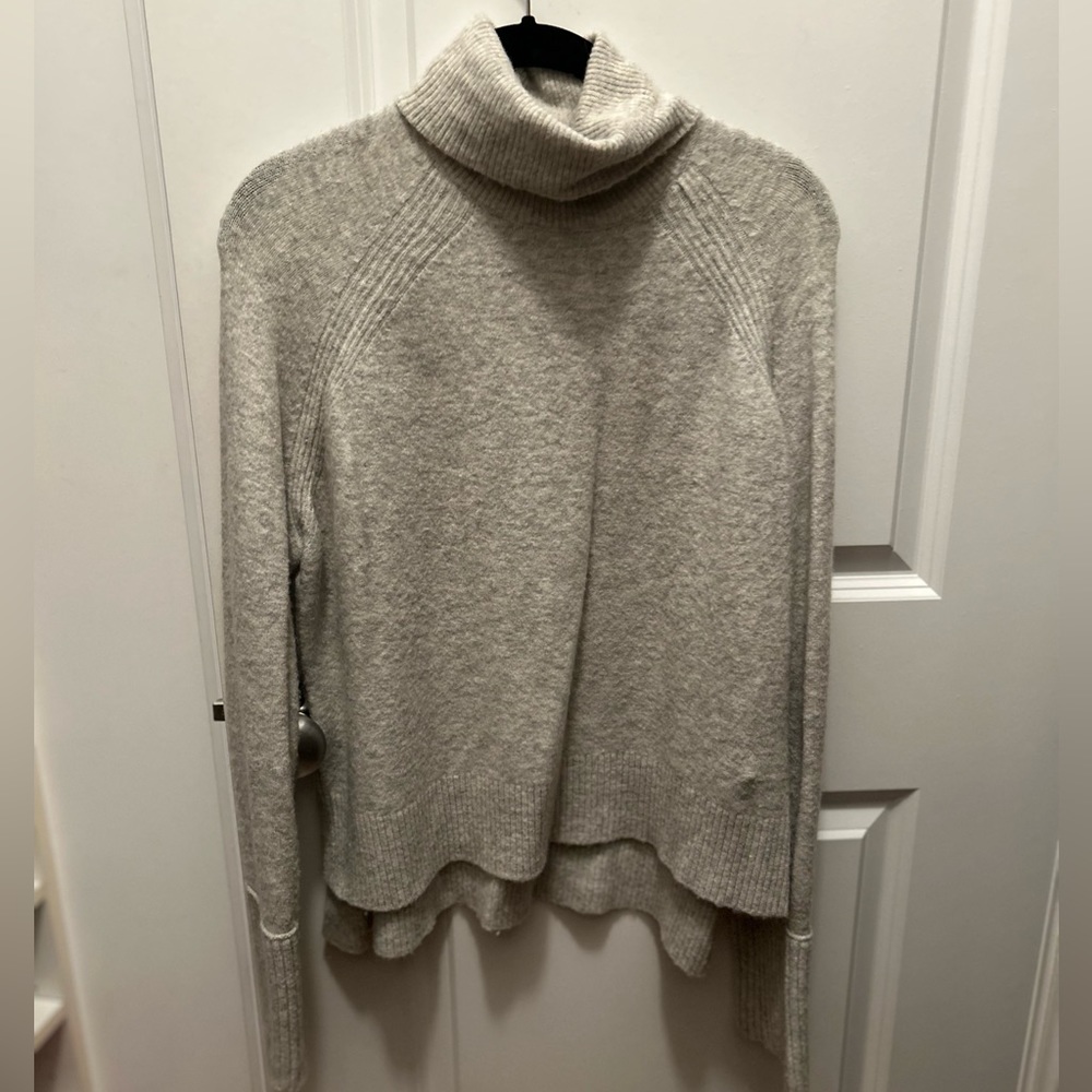 RARELY WORN J Crew Grey Sweater. Size Medium